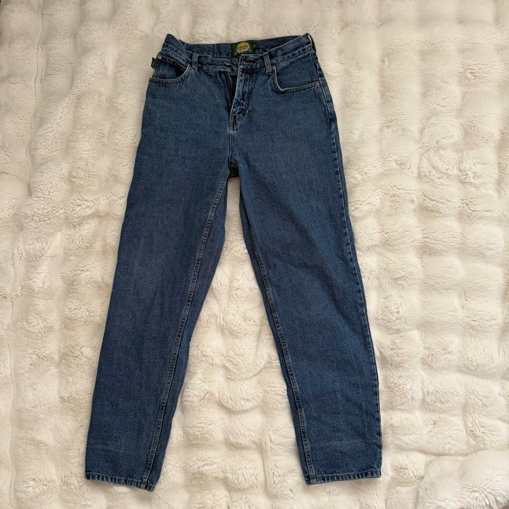 Cabela's High Rise Women's Jeans in Dark Blue Denim